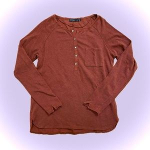 prAna dark burnt orange burgundy long sleeve Henley